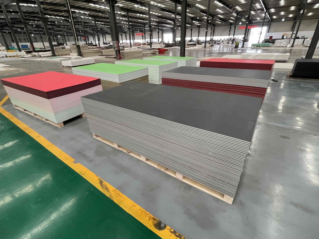 Dual color HDPE Sheet