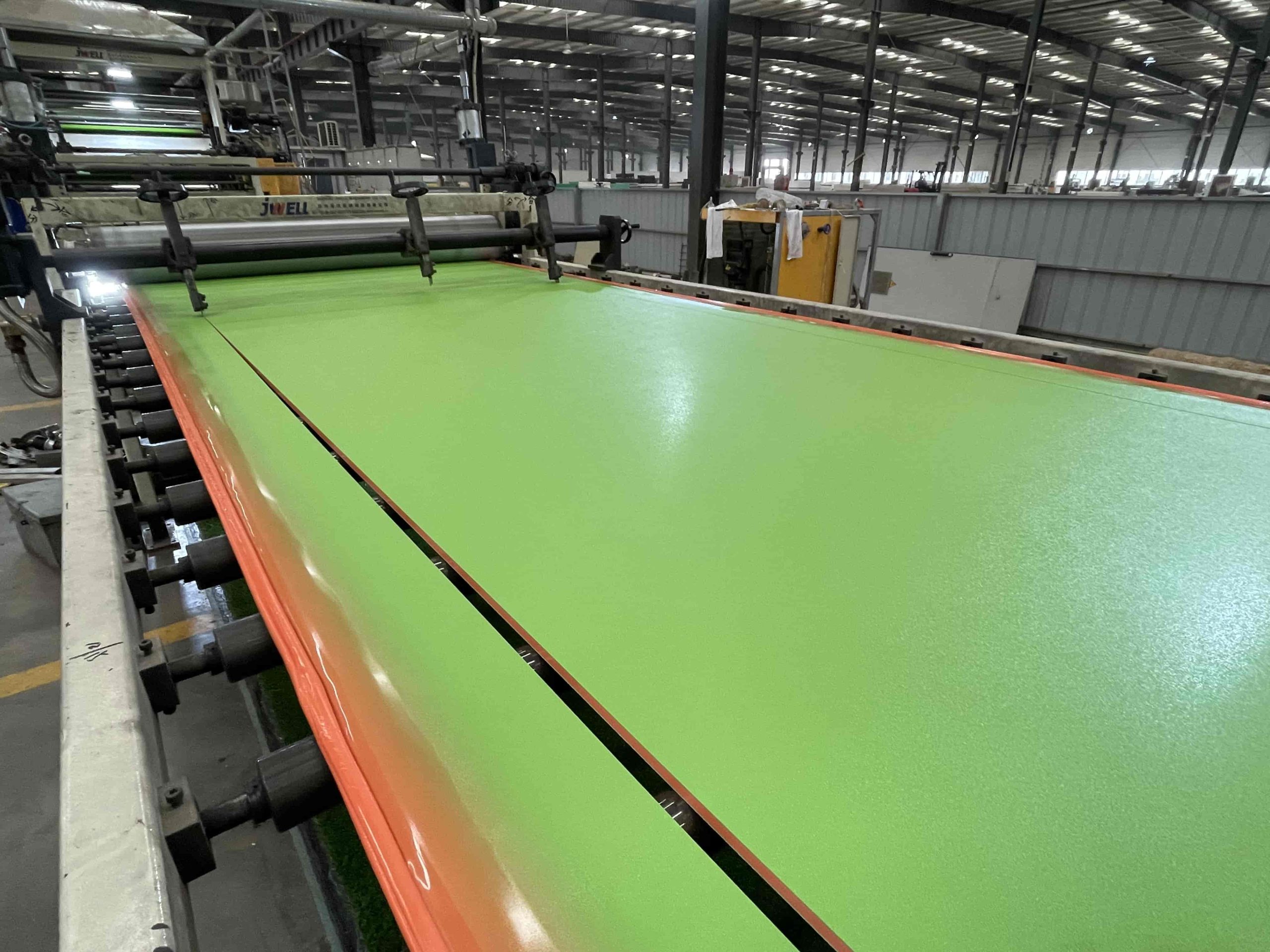 Dual-color HDPE Sheet for visible heavy duty ground protection mats