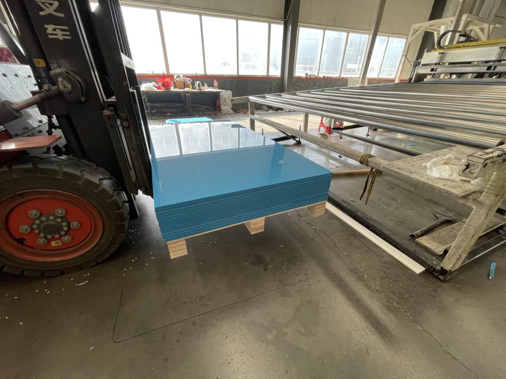 Polyethylene Panels For Durable Wall Cladding